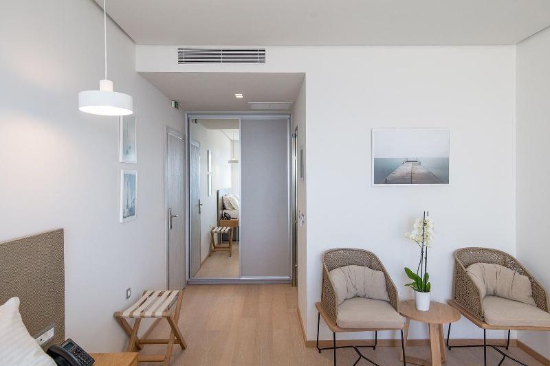 Messinian Icon Hotel & Suites 卡拉马塔 外观 照片