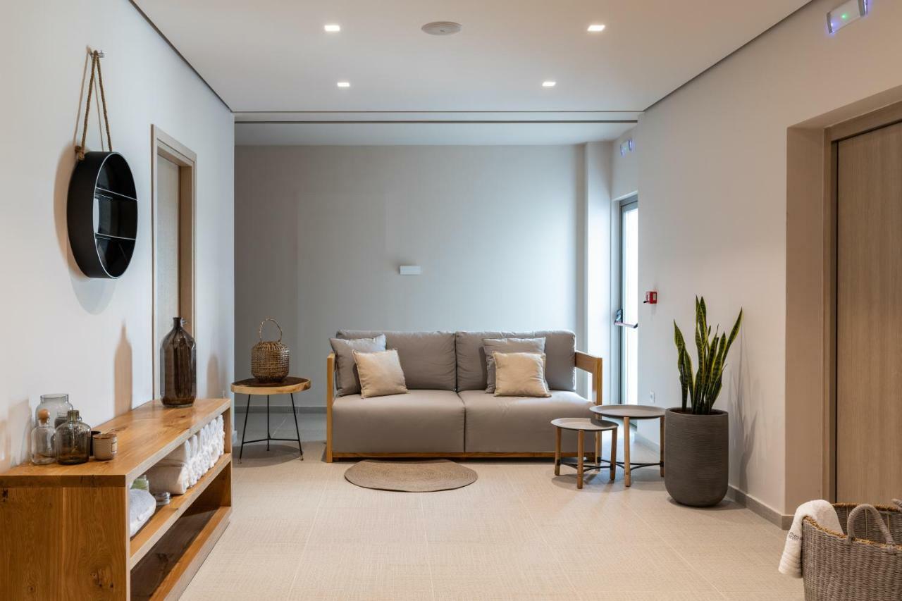 Messinian Icon Hotel & Suites 卡拉马塔 外观 照片